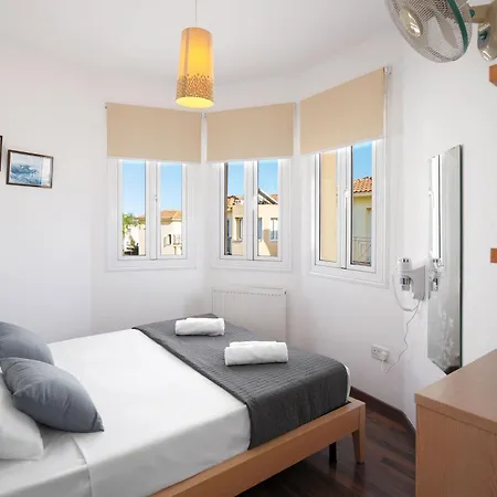 Crystalia - 350m From Kalamies Protaras