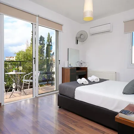 Crystalia - 350m From Kalamies