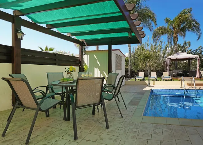 Crystalia - 350m From Kalamies * プロタラス