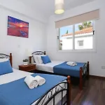 Crystalia - 350m From Kalamies Villa Protaras