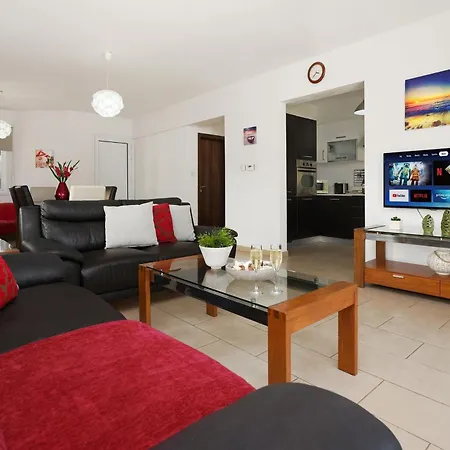 Crystalia - 350m From Kalamies Villa