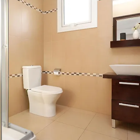 Crystalia - 350m From Kalamies *