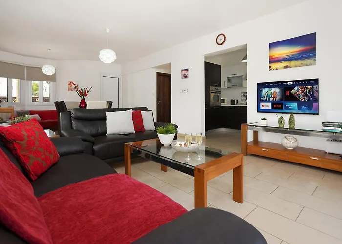 Crystalia - 350m From Kalamies Villa