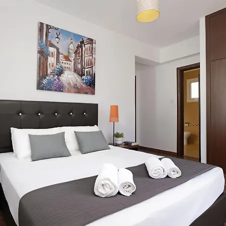 Crystalia - 350m From Kalamies Villa *